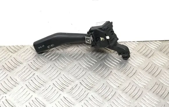 Volkswagen Golf V Indicator stalk 1K0953513 CZK03 01103500