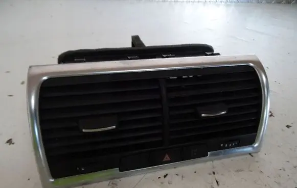 Audi A6 S6 C7 4G Dash center air vent grill 4L0820951