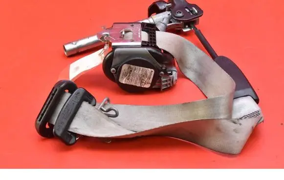 Renault Scenic III - Grand scenic III Front seatbelt B507743