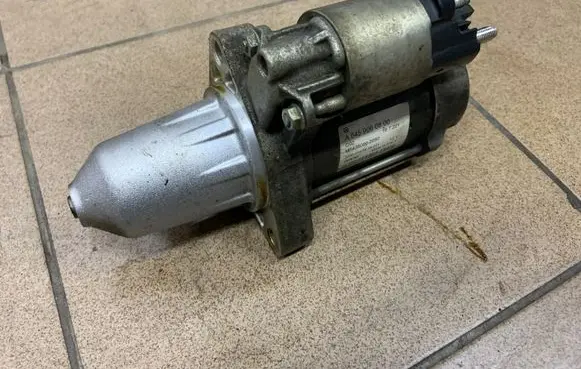 Mercedes-Benz GLA W156 Starter motor A6459060800