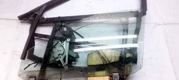 Audi A4 S4 B5 8D Front door window/glass frame 8d0837841