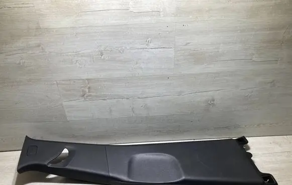 (B) pillar trim (top)