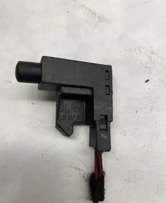 Volkswagen Sharan Hand parking brake sensor 1J0947561