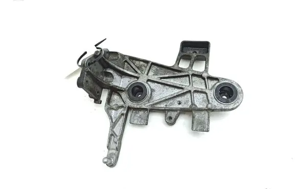 Mercedes-Benz E W212 Air filter cleaner box bracket assembly A6510902241 211550101