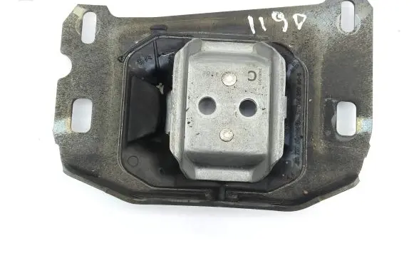 Citroen C5 Aircross Engine mount bracket 9807420980