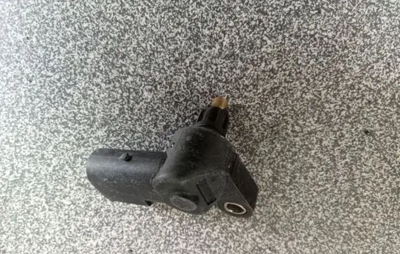 Mercedes-Benz C W203 Reversing light switch sensor A2035450106
