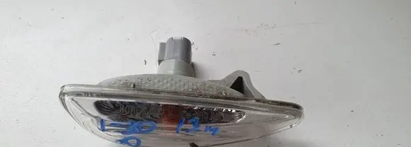 Hyundai i30 Front indicator light