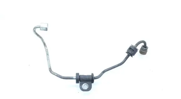 KIA Sportage Fuel injector supply line/pipe 
