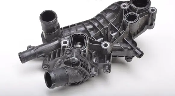 Volvo XC40 Thermostat housing 31439559