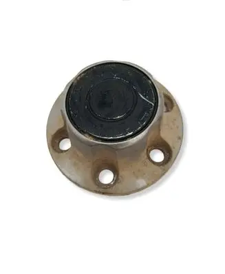 Isuzu Trooper Original wheel cap 