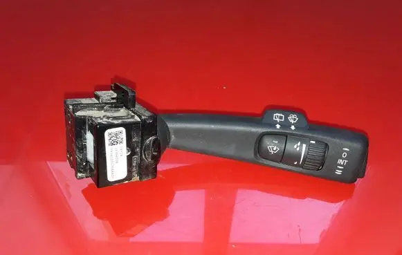Volvo V40 Wiper control stalk 31394008