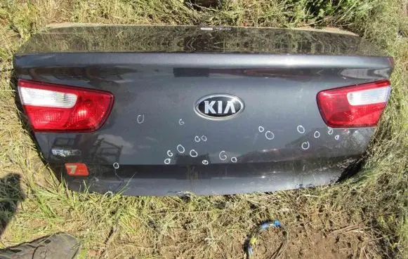 KIA Rio Tailgate/trunk/boot lid