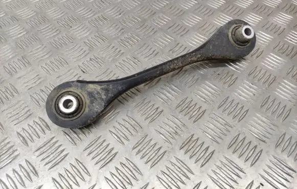 Volkswagen PASSAT B8 Rear upper control arm/wishbone 5Q0501529C