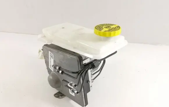 Jeep Grand Cherokee WL Master brake cylinder 68331267AJ