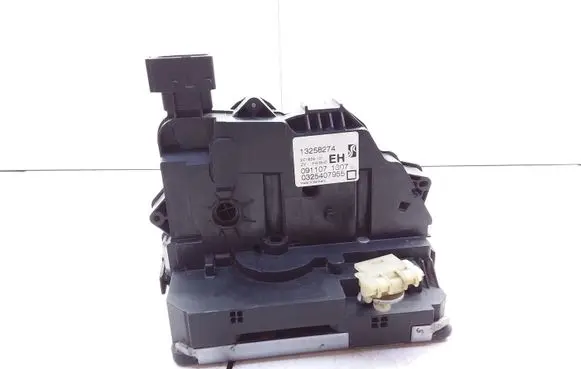 Opel Corsa D Front door lock 13258274 091107