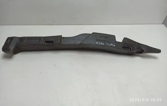 Mitsubishi Outlander Fender foam support/seal 5220M388