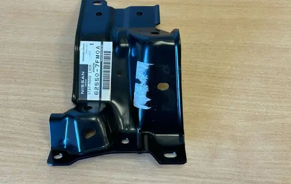 Nissan X-Trail T32 Top upper radiator support slam panel 625507FM0A