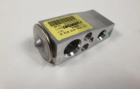 Volkswagen T-Roc Air conditioning (A/C) expansion valve 5Q0816679B 5WC816103A