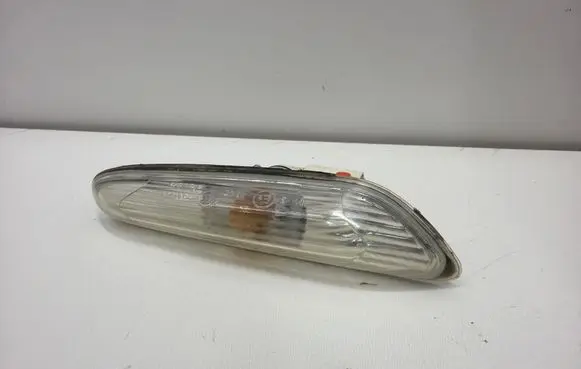 BMW 3 E90 E91 Front fender indicator light 6939816