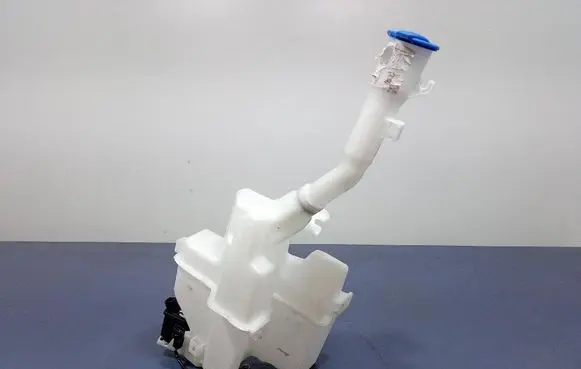 KIA Sportage Windshield washer fluid reservoir/tank 98613R2100