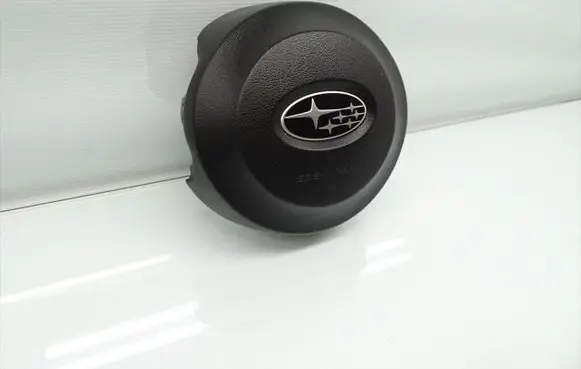 Subaru Outback Steering wheel airbag
