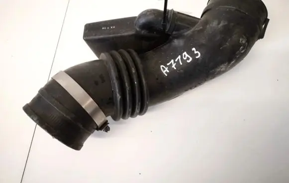 Subaru Legacy Air intake hose/pipe