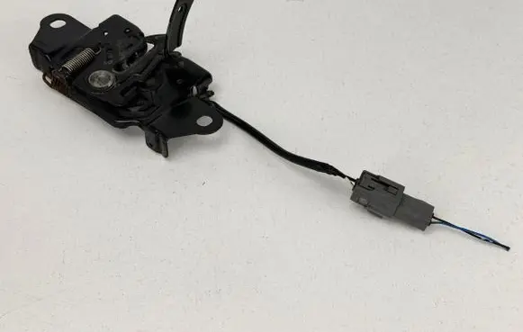 Mazda MX-5 ND Engine bonnet/hood lock/catch ABJ19199F 50610 AMD84509