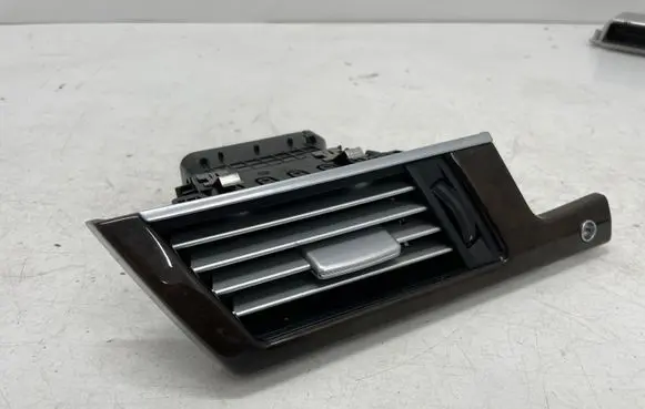 Mercedes-Benz E W212 Other interior part A2128300154