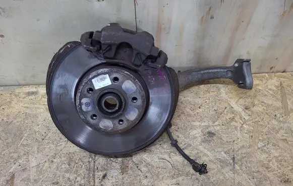 Audi A4 S4 B8 8K Rear wheel hub spindle/knuckle 