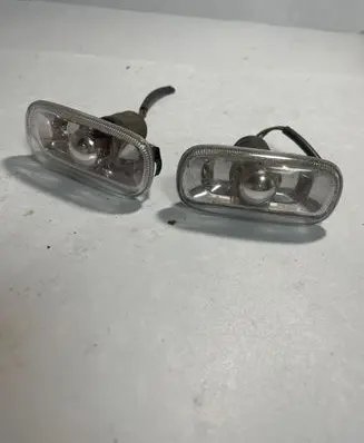 Audi A6 S6 C5 4B Front fender indicator light 8E0949127