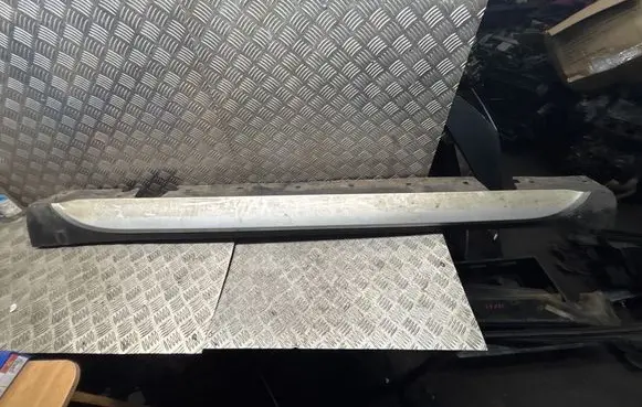 BMW X1 E84 Sill 2990599 142064