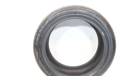 BMW 5 GT F07 R17 summer tire 6938112607760