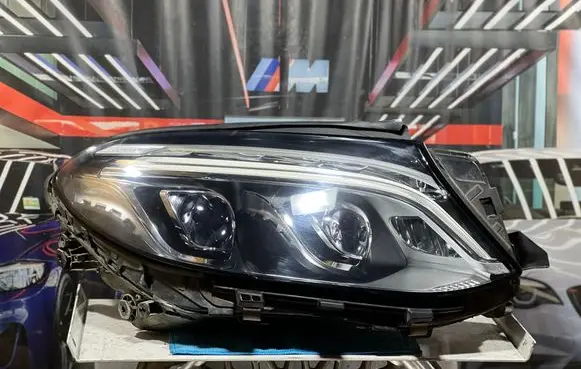 Mercedes-Benz GLE AMG (W166 - C292) Headlight/headlamp A1669067602