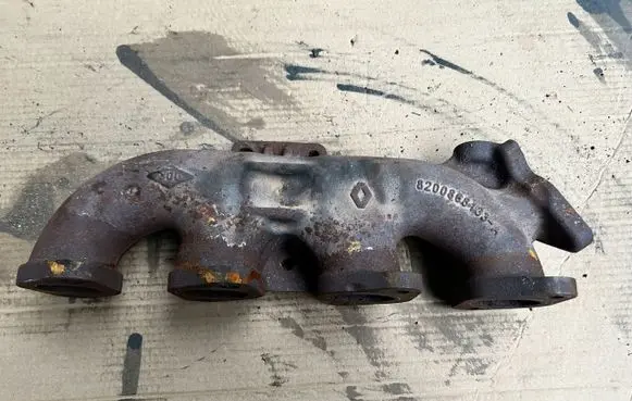 Renault Master III Exhaust manifold 8200868133A