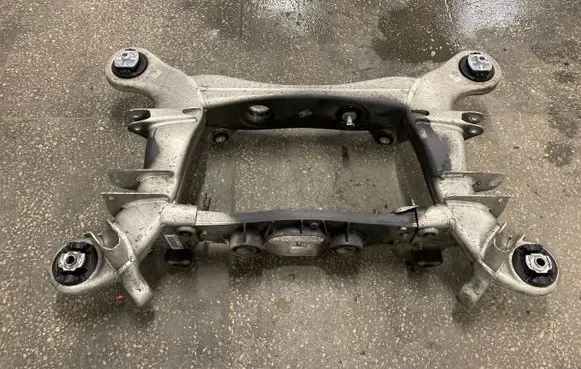 Mercedes-Benz S W221 Rear subframe A2213521406 2213501004