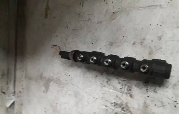 Peugeot 308 Fuel main line pipe 9654592680