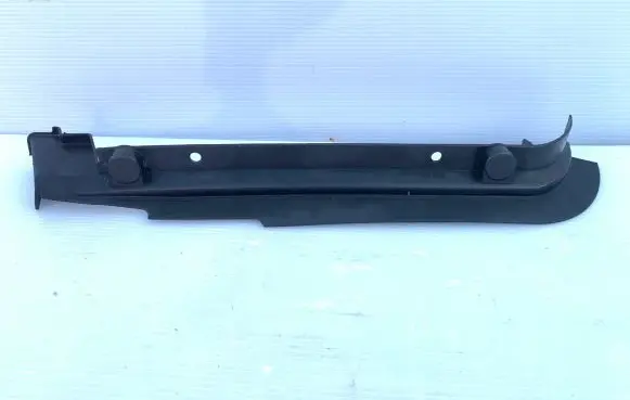 Renault Fluence Fender end trim 638214166R