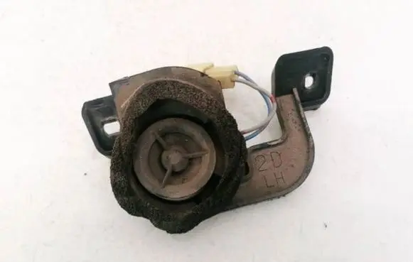 Subaru Legacy Front door speaker