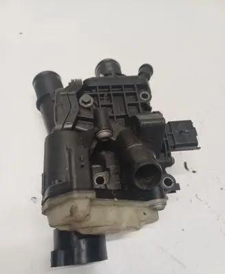Thermostat/thermostat housing