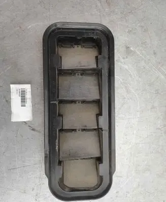 Volvo XC60 Quarter panel pressure vent 31449325