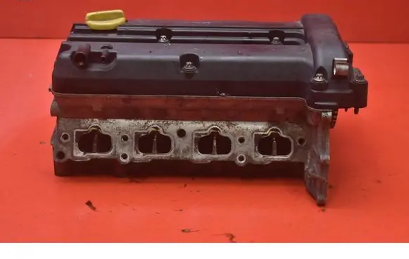 Opel Astra H Engine head 55568426