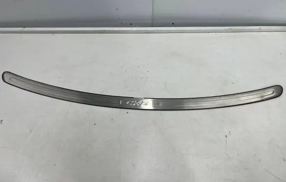 Mazda CX-5 Rear sill (body part) 