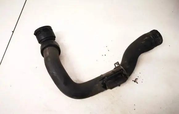 Audi A6 S6 C5 4B Engine coolant pipe/hose 8d0121101ad