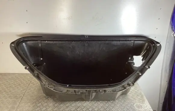 Tesla Model S Front trunk storage compartment 106045300D