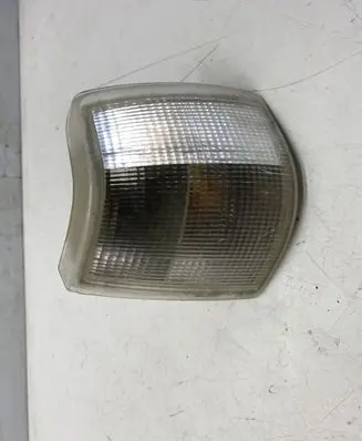 Volvo S40, V40 Front indicator light