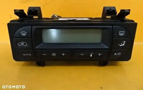 Citroen C3 Climate control unit 96588239XT