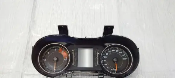 Jeep Cherokee Speedometer (instrument cluster) 68379588AD