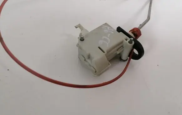 Audi A6 S6 C6 4F Central locking motor 4F0862153B