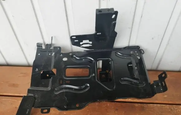 Citroen C5 Aircross Battery box tray 9844868580