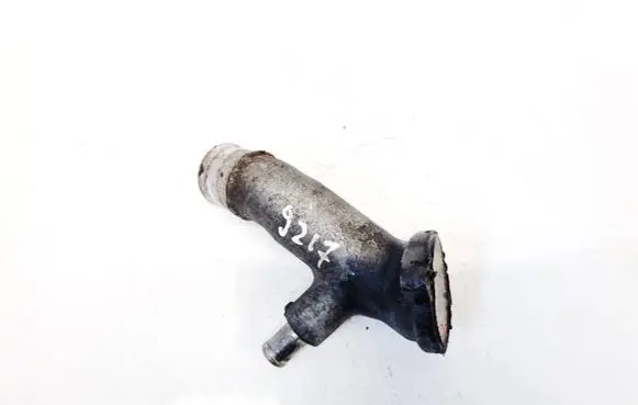 Toyota Avensis Verso Engine coolant pipe/hose
